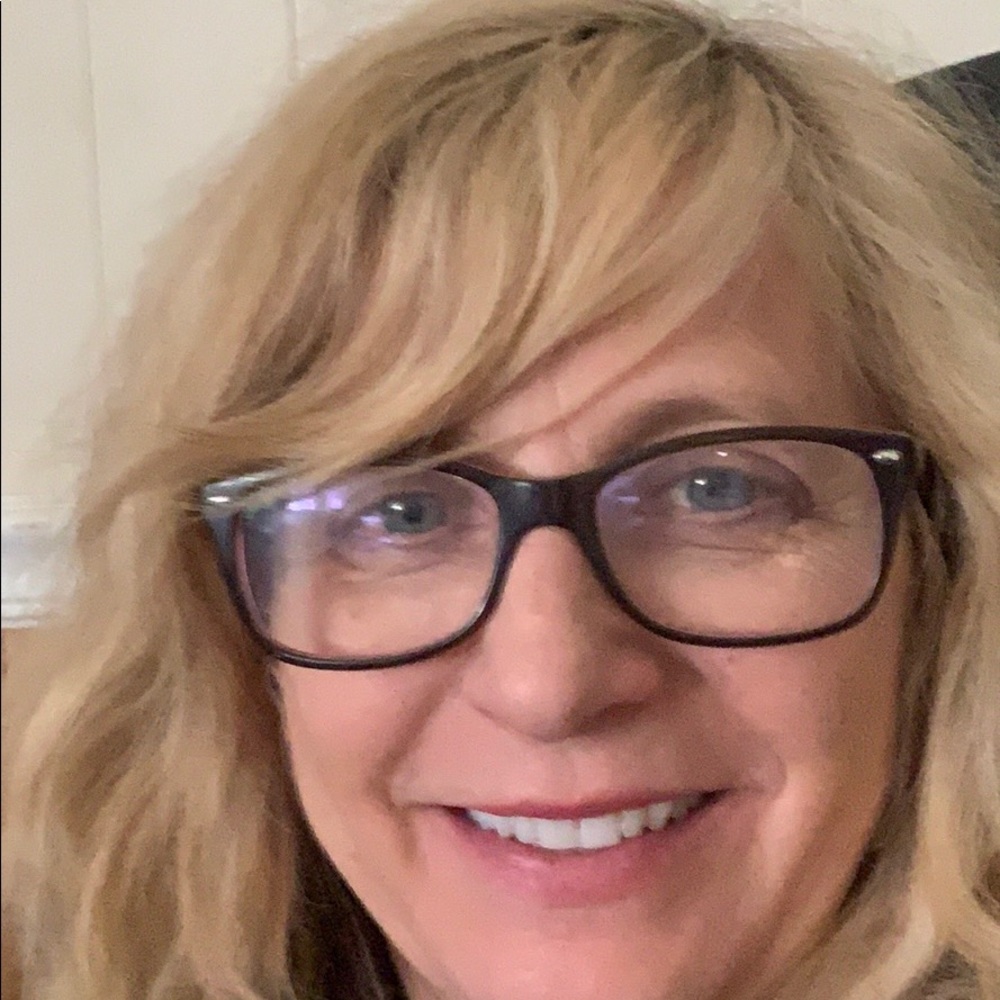 Meet your Posher, Pam